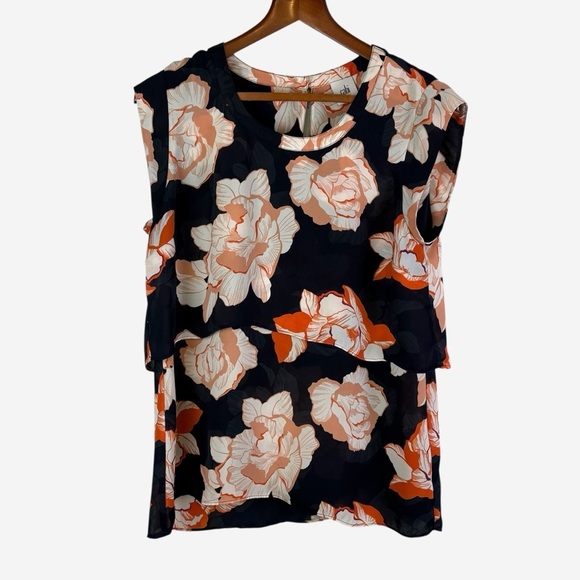 Cabi Floral Sleeveless Blossom Tiered Blouse Style 5030 Medium - Picture 6 of 13